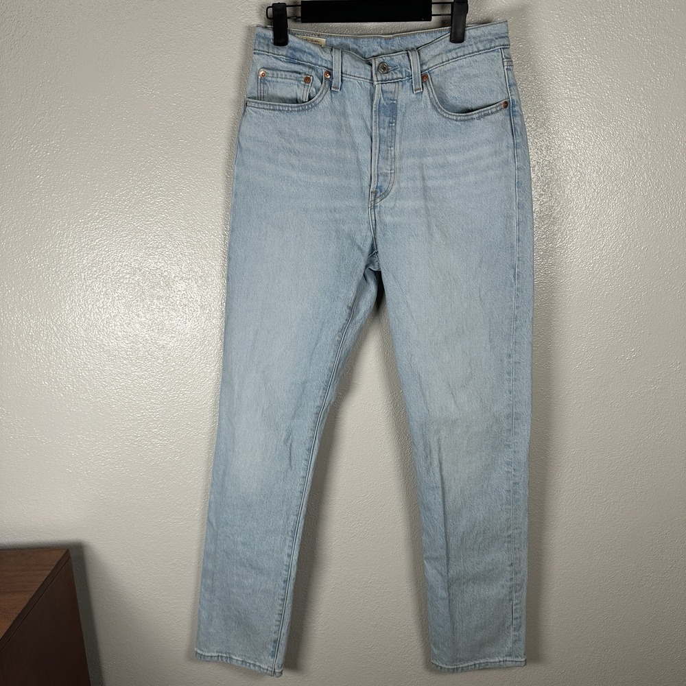 Levis 501 Jeans Womens 29x32 Premium Denim High Rise Button Fly Blue Light Wash